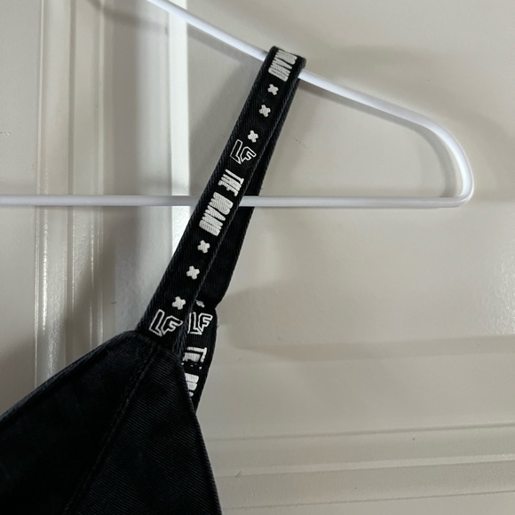 LF Crop Top - Picture 3 of 4